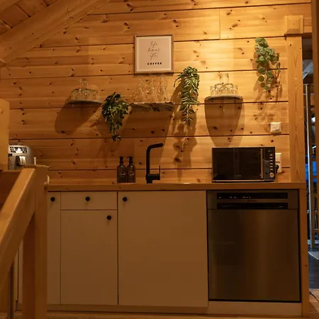 ゲストハウス Sohana I Design I And Guest I Sauna I Ac