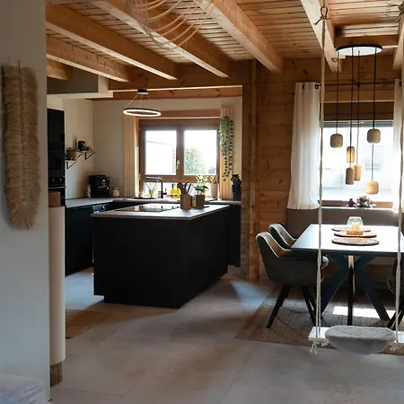 ゲストハウス Sohana I Design I And Guest I Sauna I Ac 3*