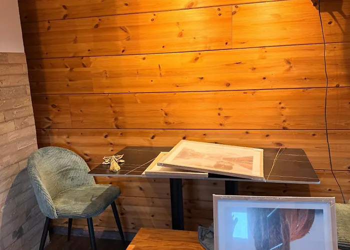 Sohana I Design I And Guest I Sauna I Ac بيت ضيافة 3*